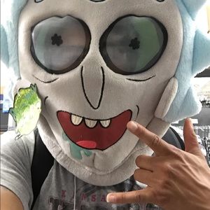 Meet your Posher, Dominique